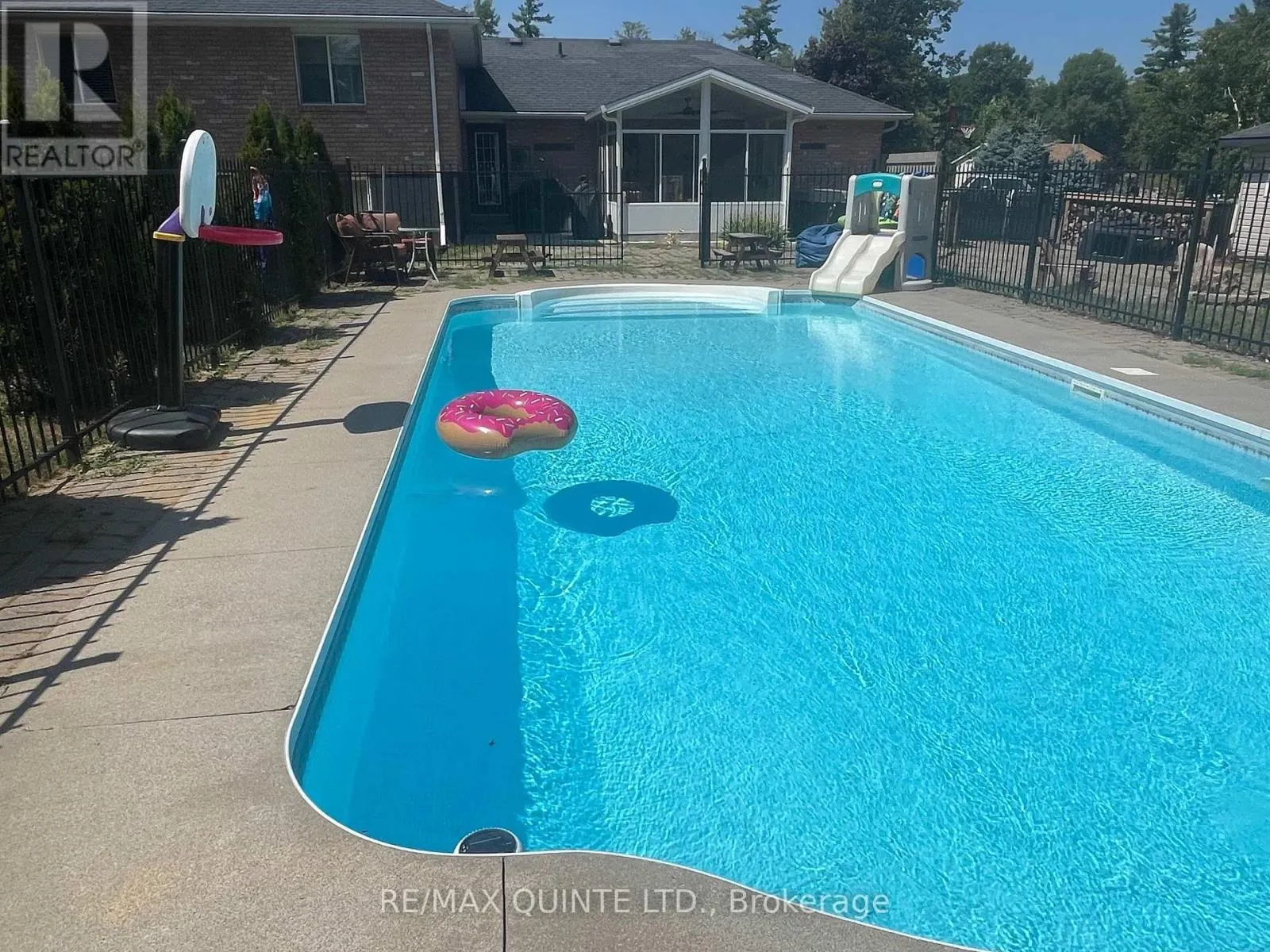 65 GLENBURNIE DRIVE