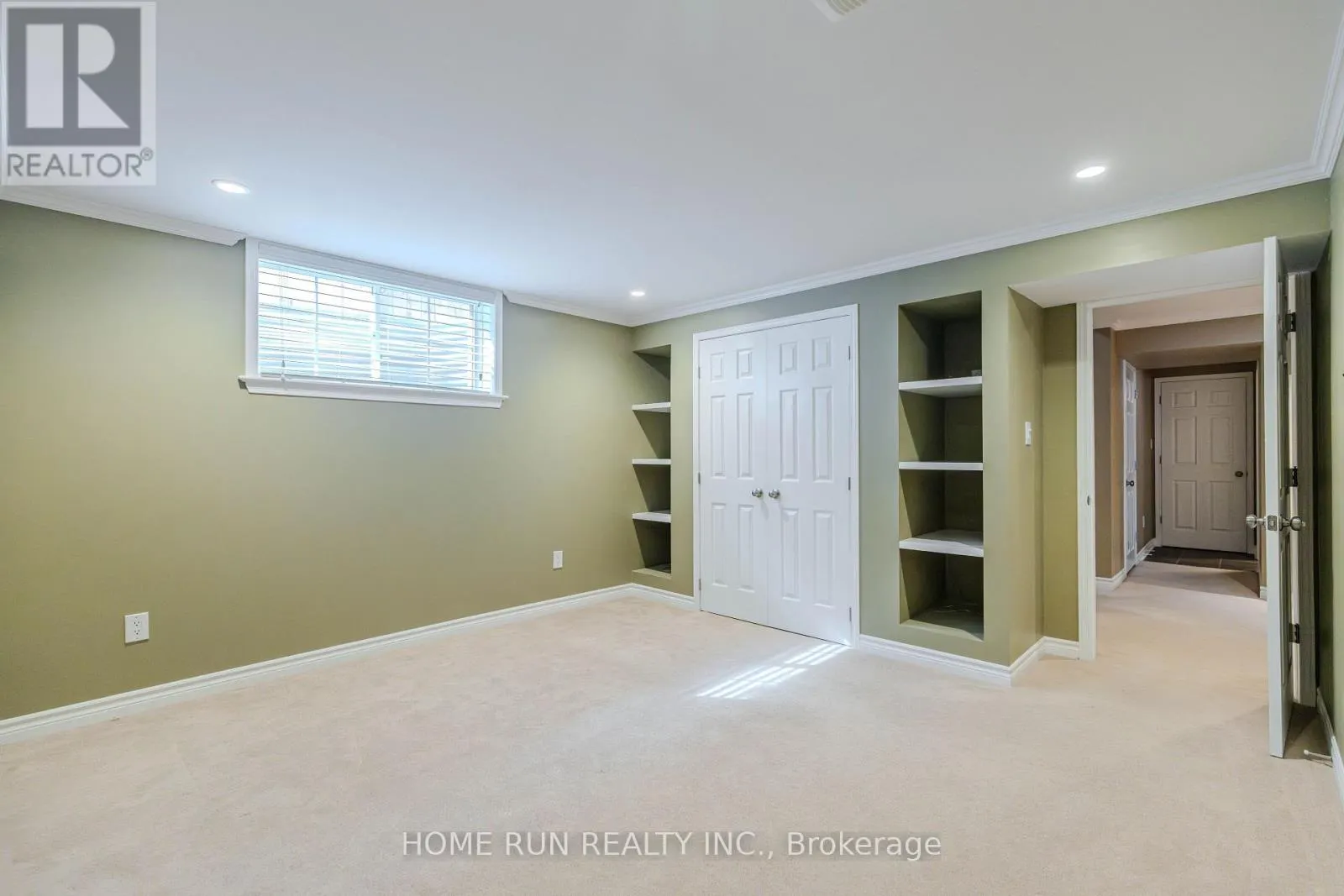 538 RAVENDALE WAY