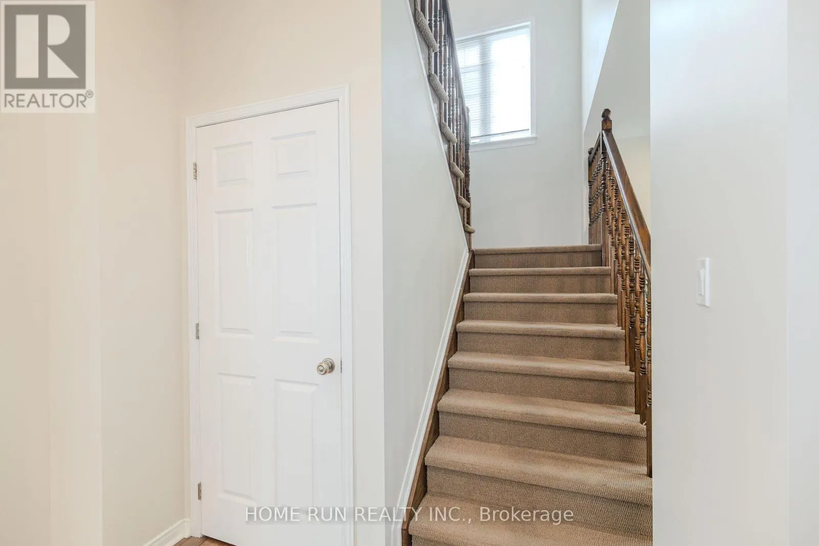 538 RAVENDALE WAY