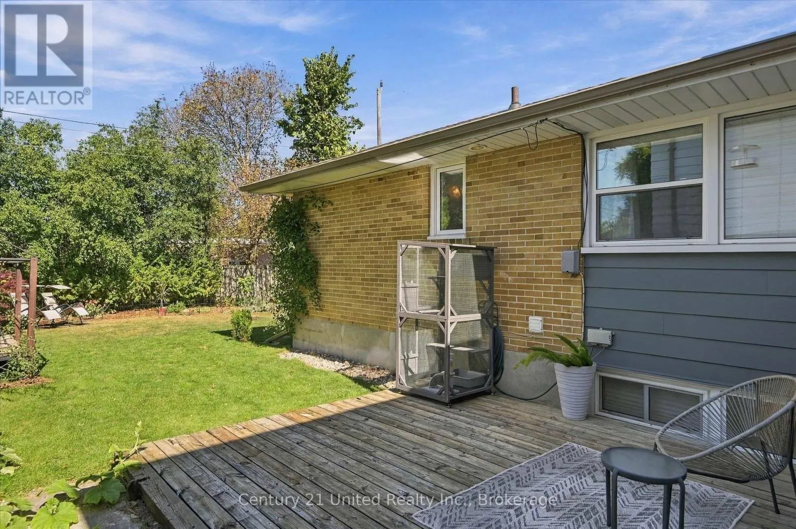 854 KAWARTHA DRIVE