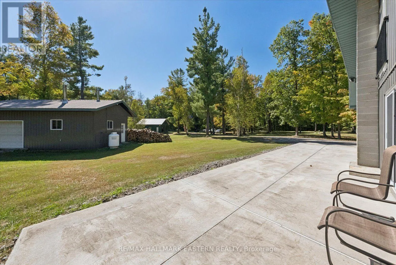 778 EIGHTH LINE ROAD S