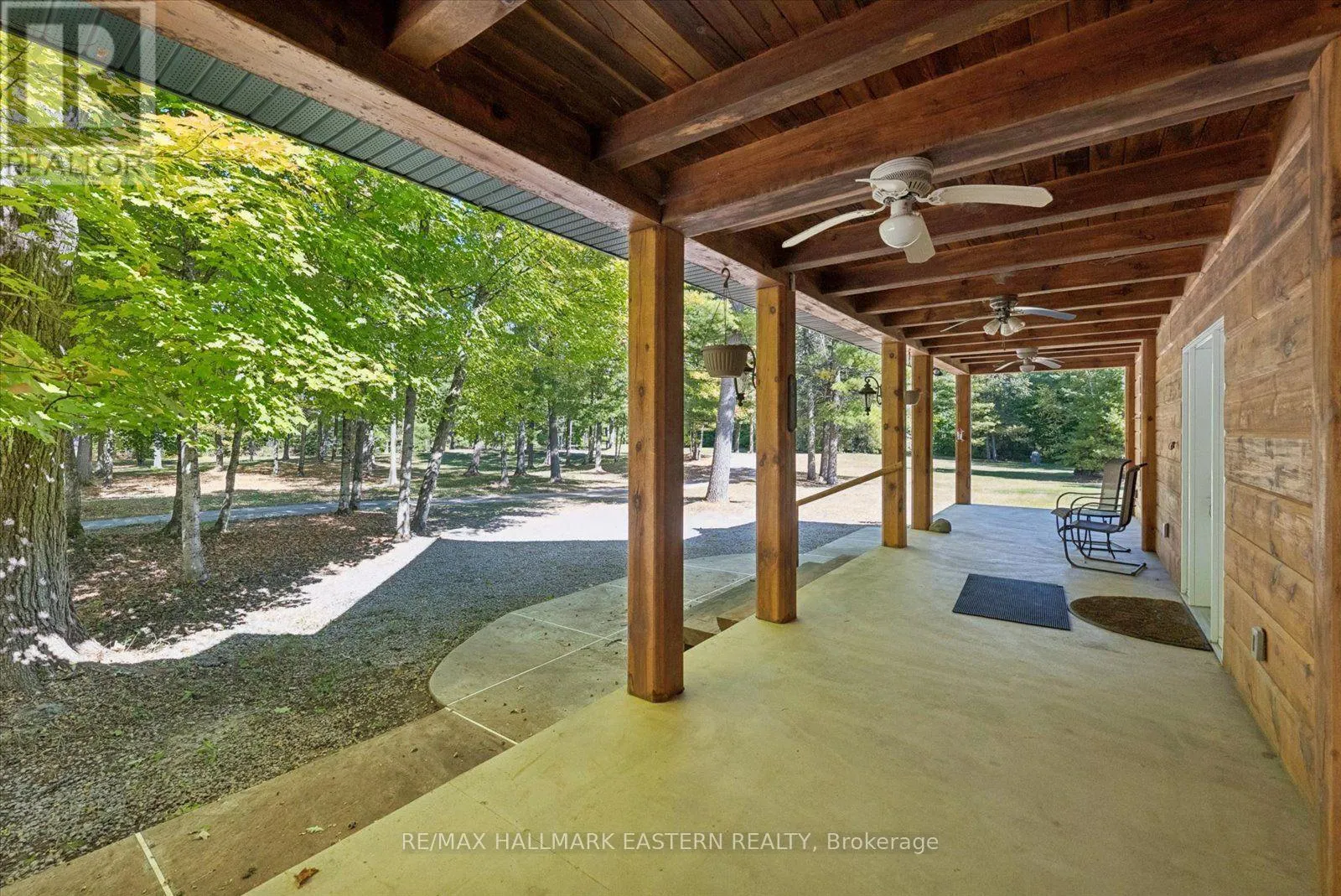 778 EIGHTH LINE ROAD S