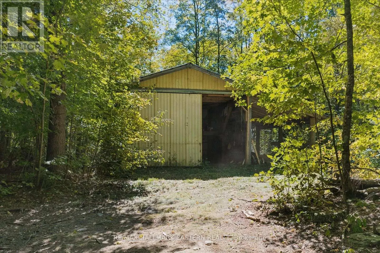 778 EIGHTH LINE ROAD S
