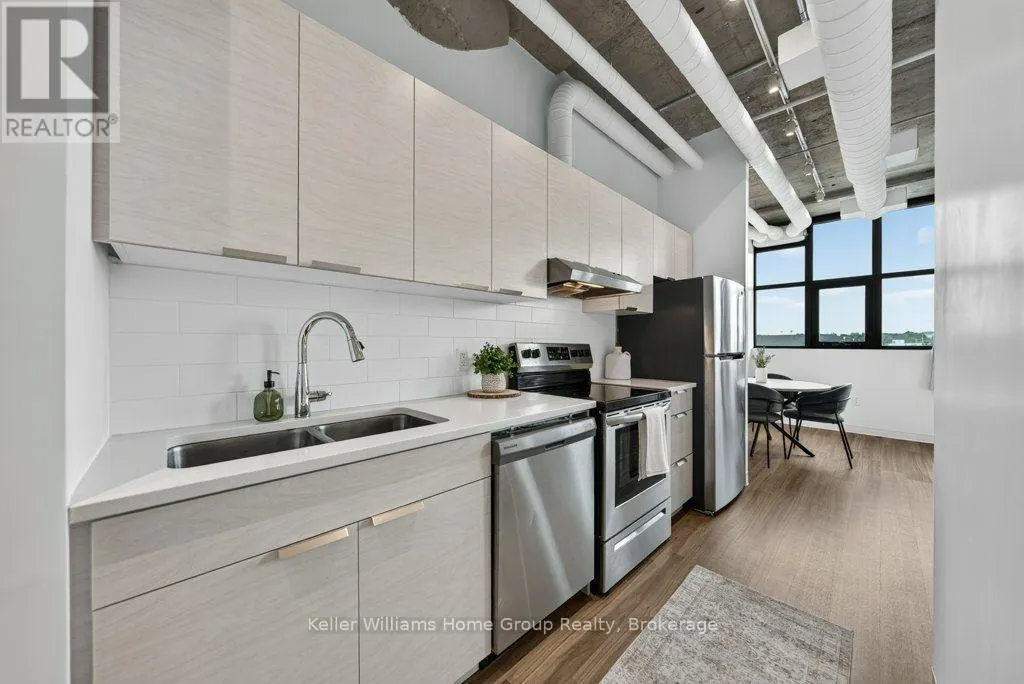 304 - 120 HURON STREET #304
