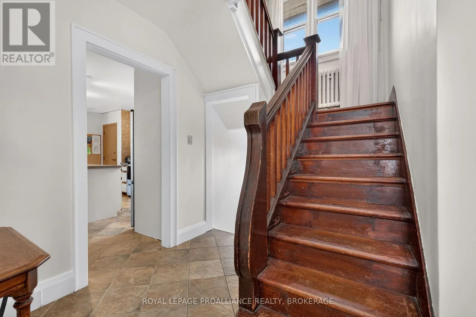 130 MACDONNELL STREET