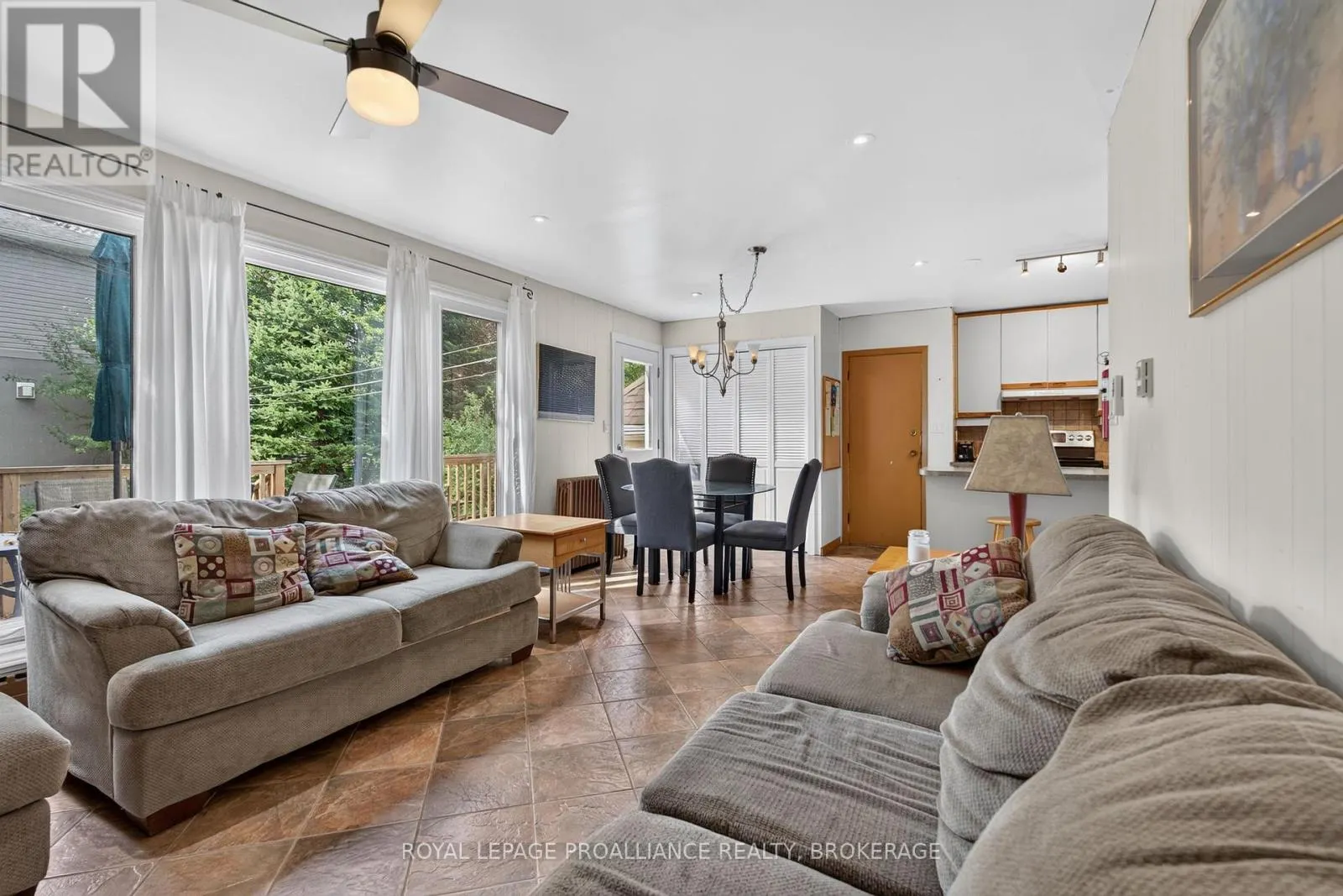 130 MACDONNELL STREET