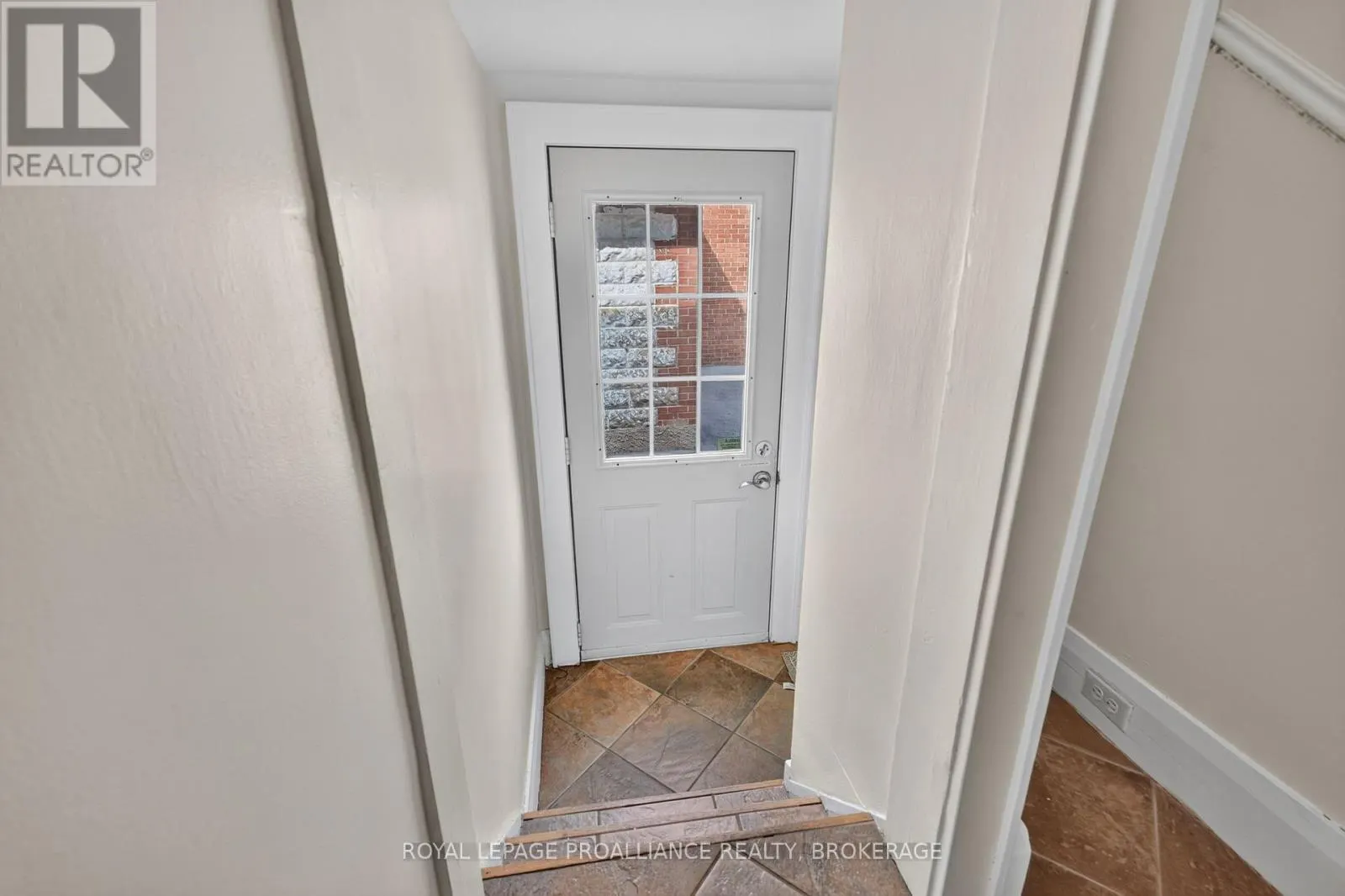 130 MACDONNELL STREET
