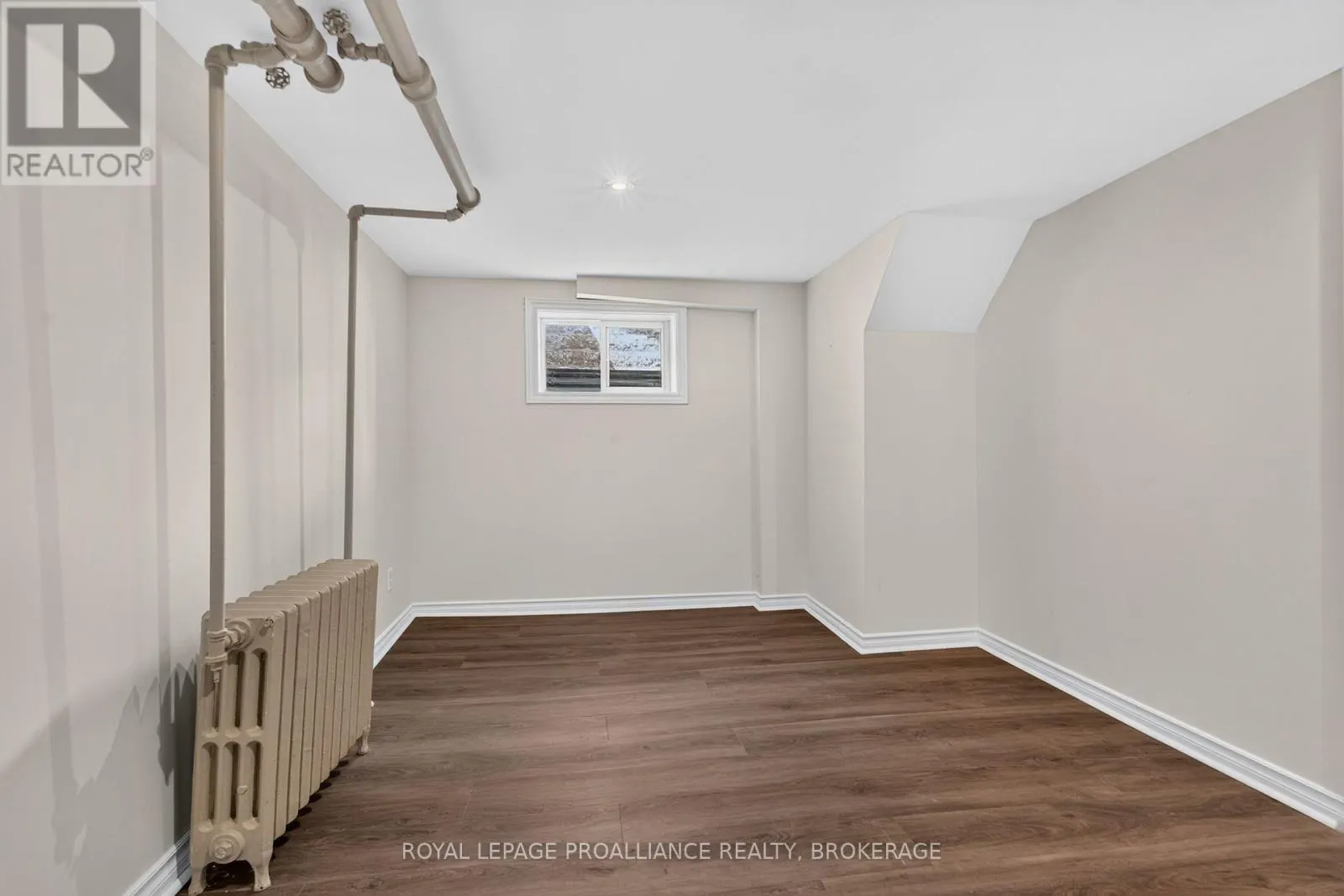 130 MACDONNELL STREET