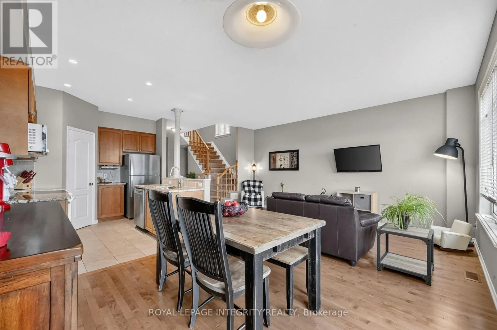 1764 PLAINRIDGE CRESCENT