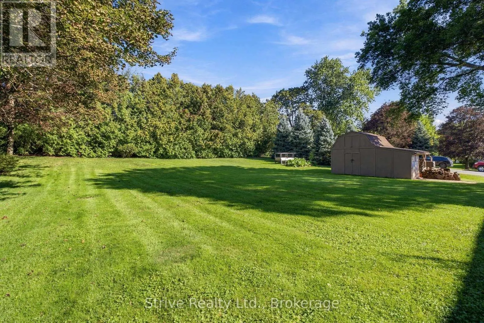 6 LENORE AVENUE