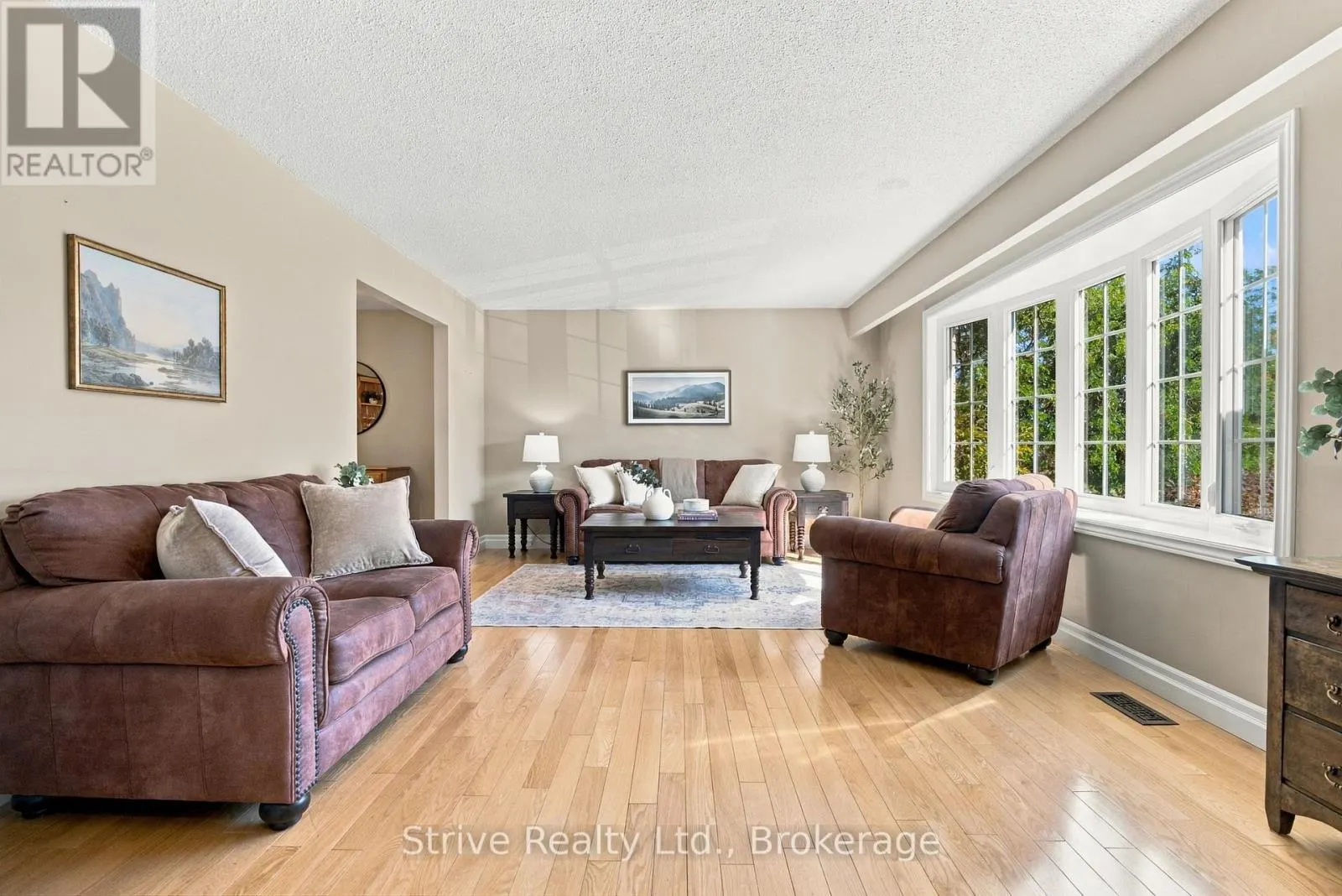 6 LENORE AVENUE