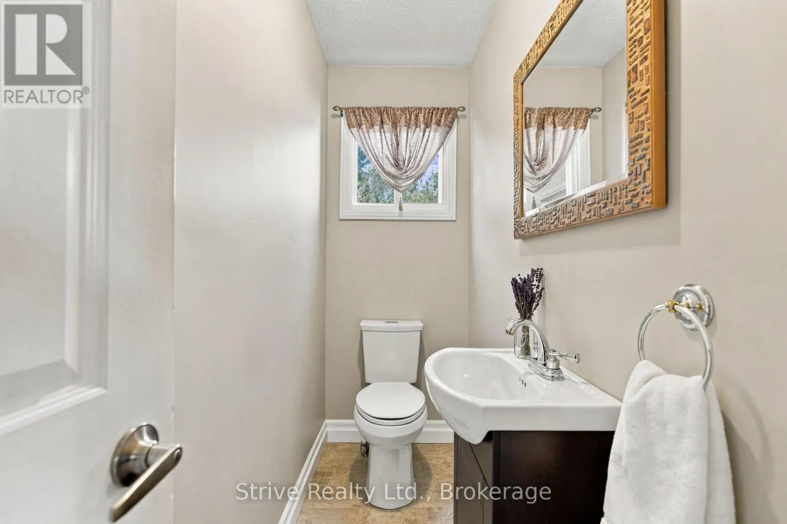 6 LENORE AVENUE