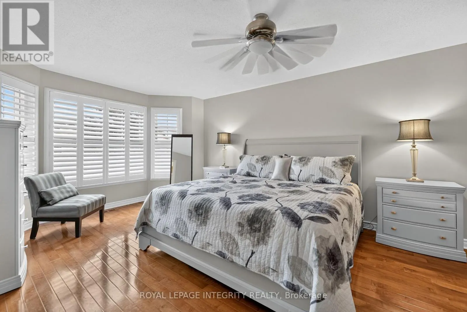 2117 SANDY OAKS DRIVE