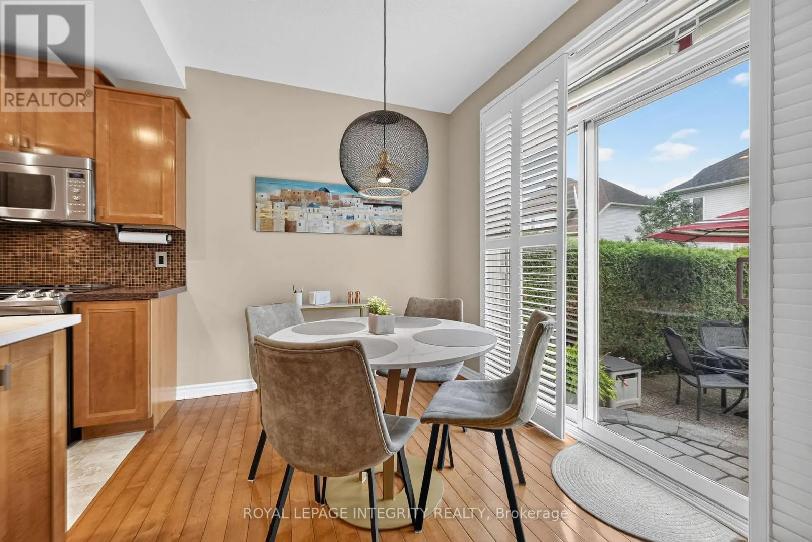 2117 SANDY OAKS DRIVE