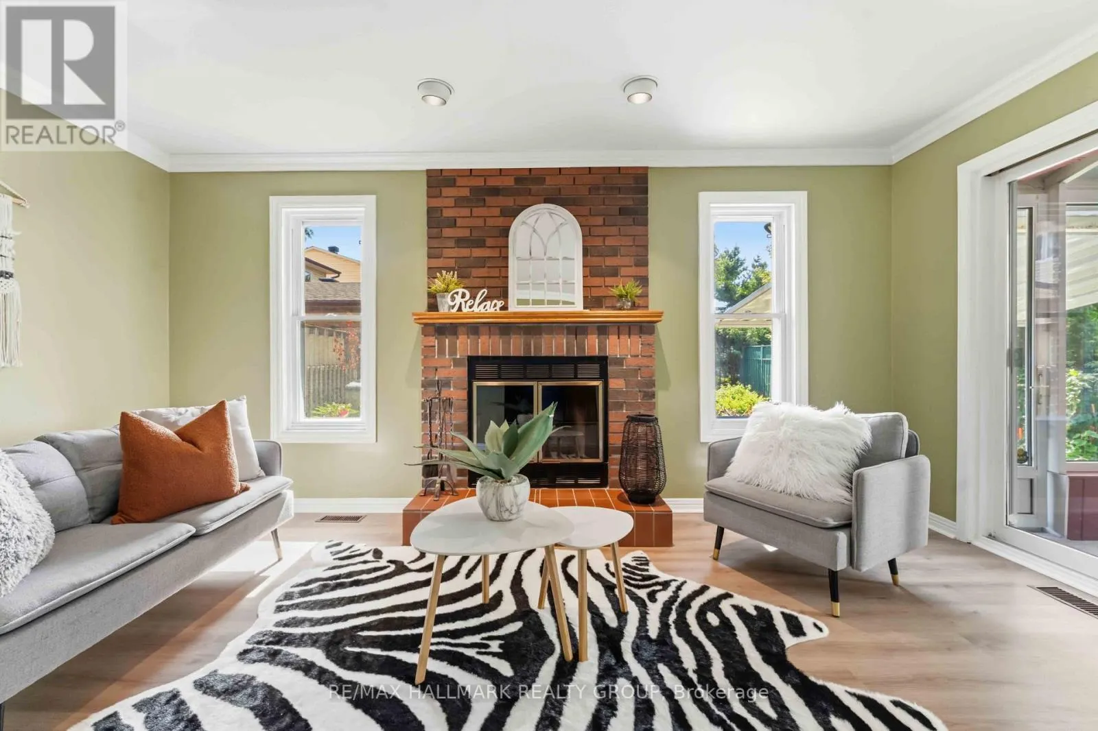 1380 PEBBLE ROAD