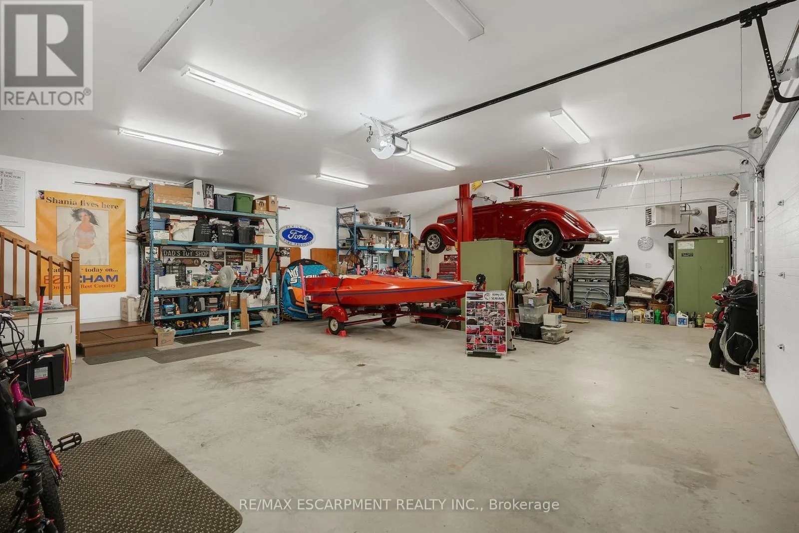 36 MANITOUWABING ESTATES ROAD
