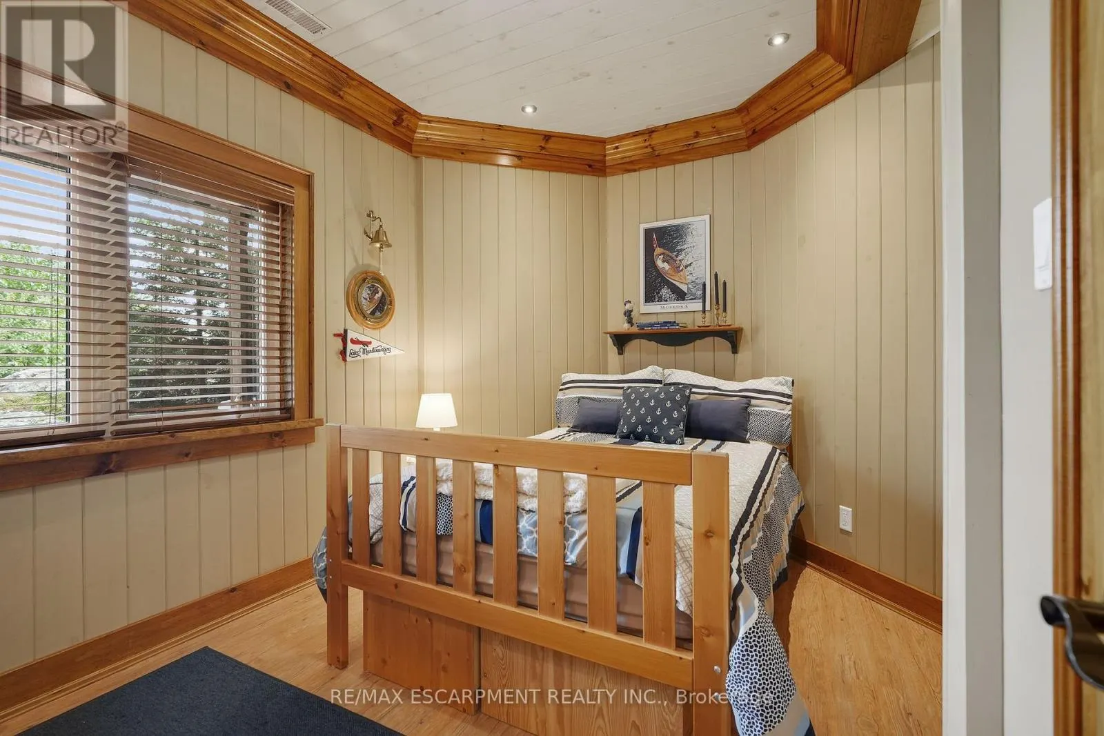 36 MANITOUWABING ESTATES ROAD