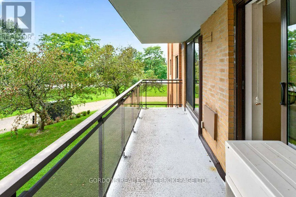 201 - 120 BARRETT COURT #201