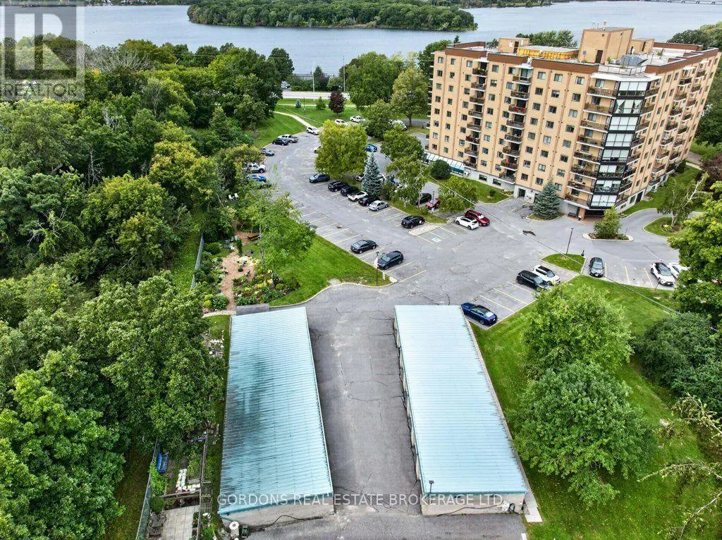 201 - 120 BARRETT COURT #201