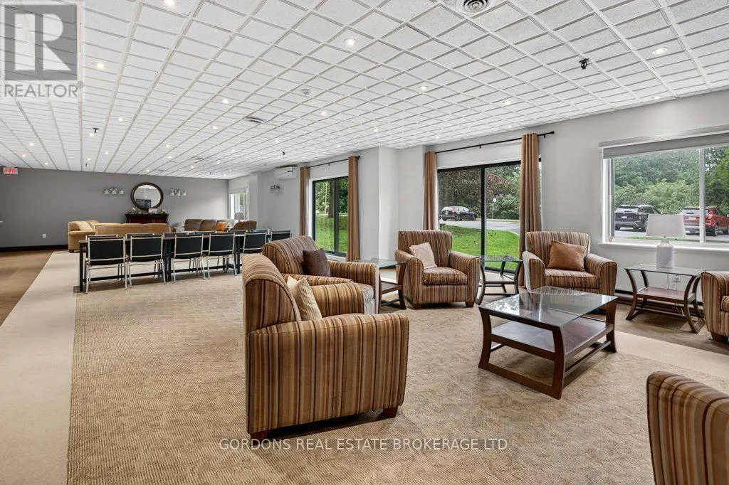 201 - 120 BARRETT COURT #201