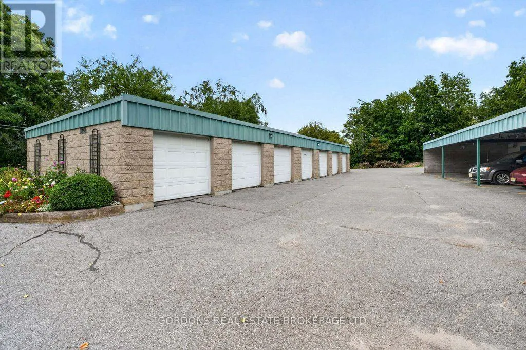 201 - 120 BARRETT COURT #201