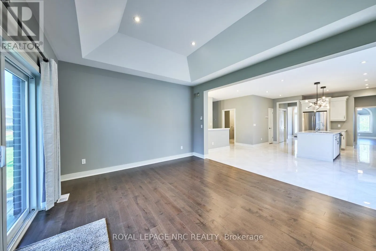 53 CARRICK TRAIL