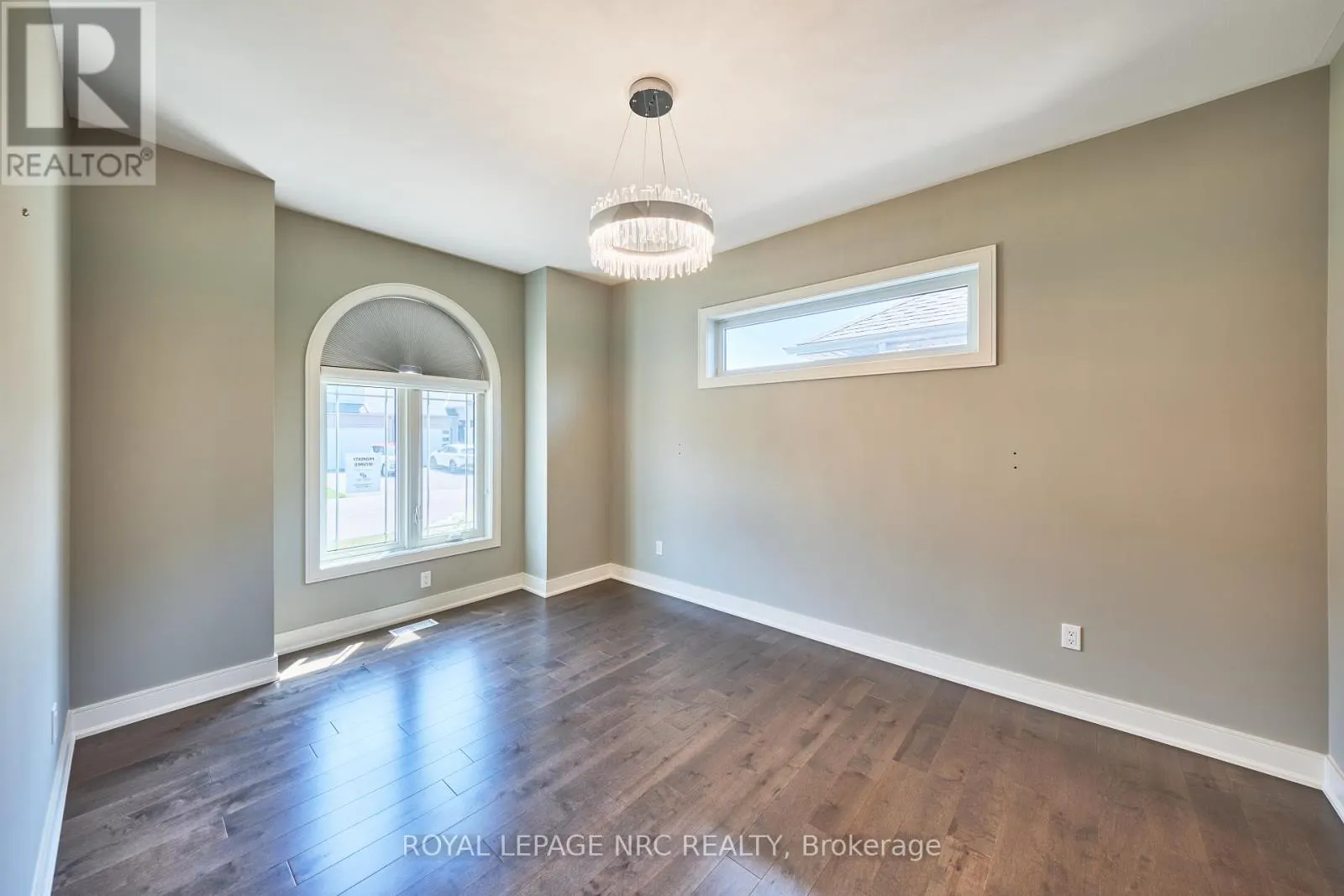 53 CARRICK TRAIL