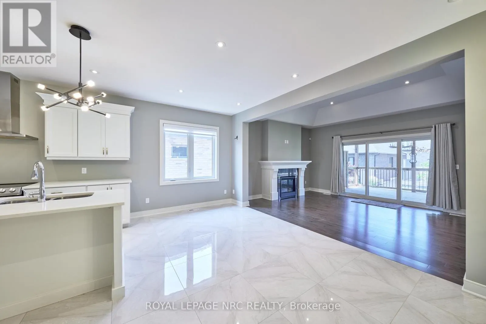 53 CARRICK TRAIL