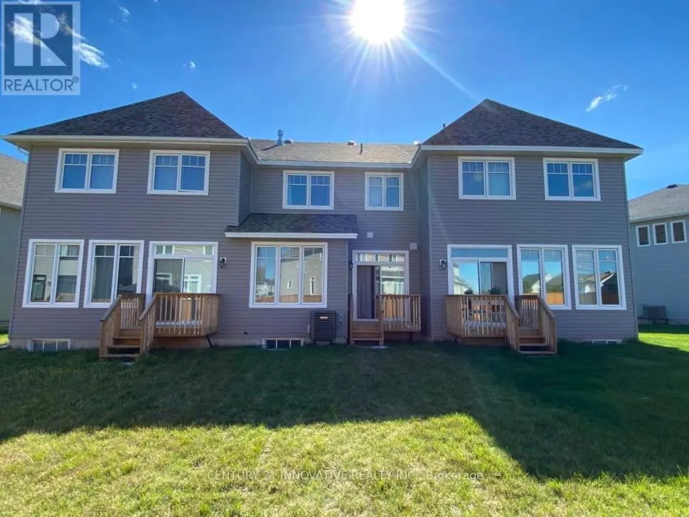 1520 DAVENPORT CRESCENT