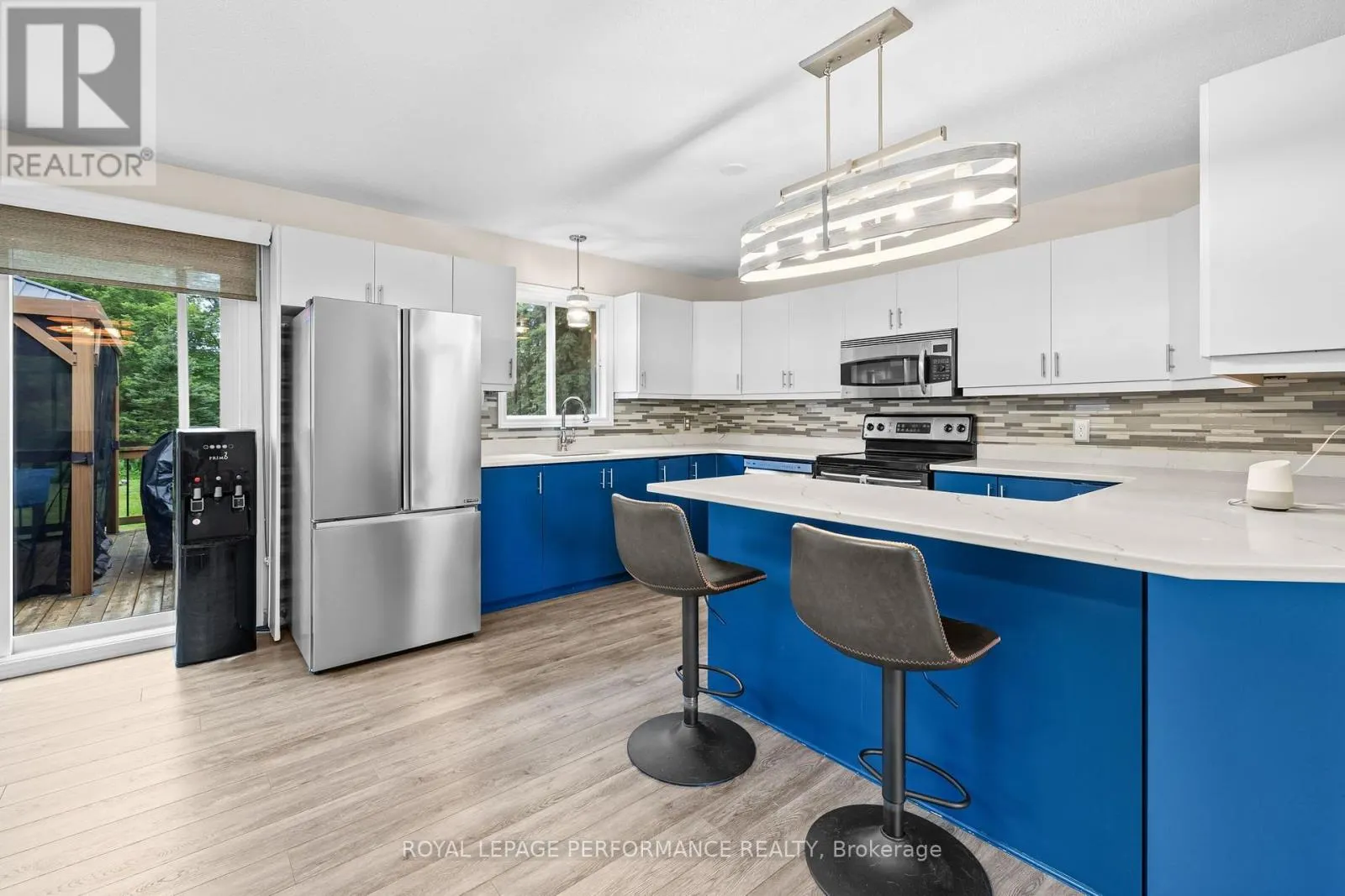 3080 CONC. 3 PLANTAGENET ROAD