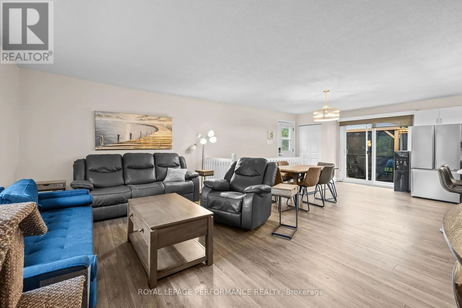 3080 CONC. 3 PLANTAGENET ROAD