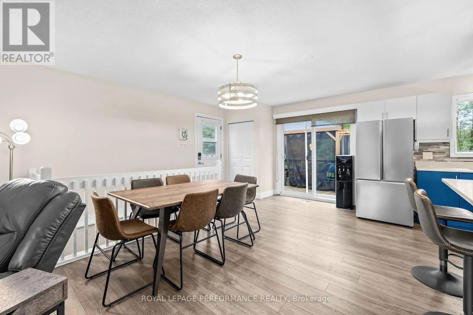 3080 CONC. 3 PLANTAGENET ROAD