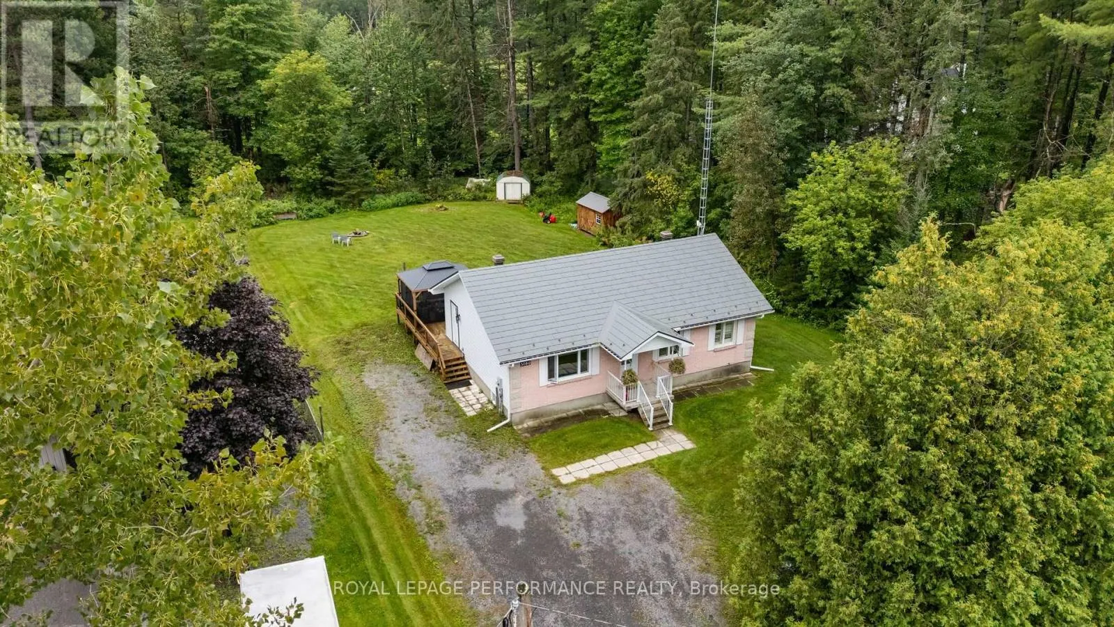 3080 CONC. 3 PLANTAGENET ROAD