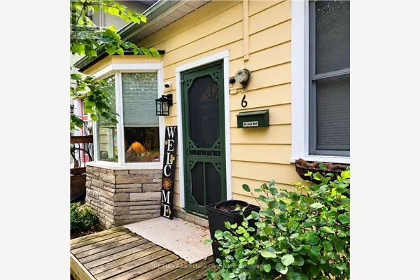 6 DUFFERIN STREET