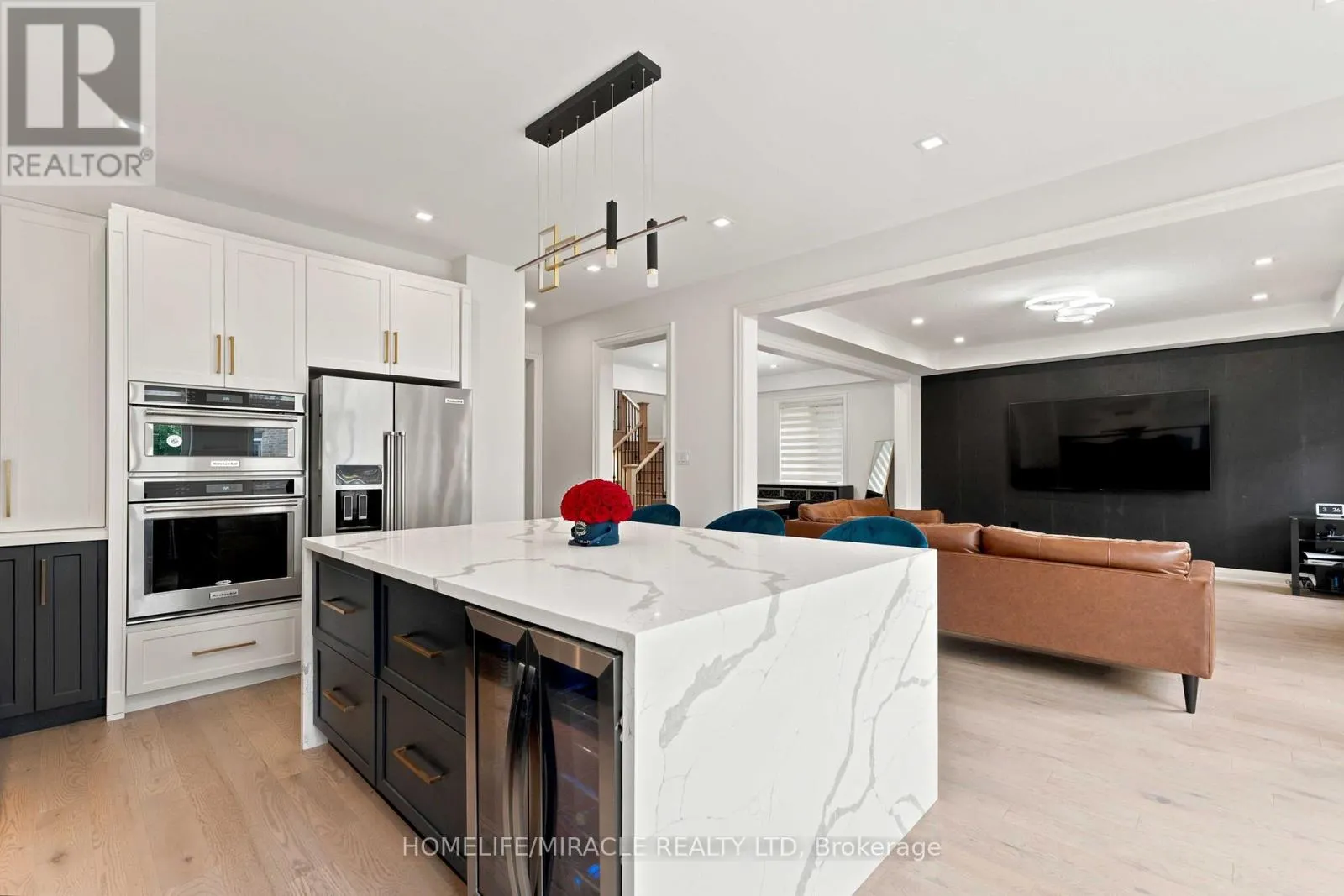 19 KENESKY DRIVE