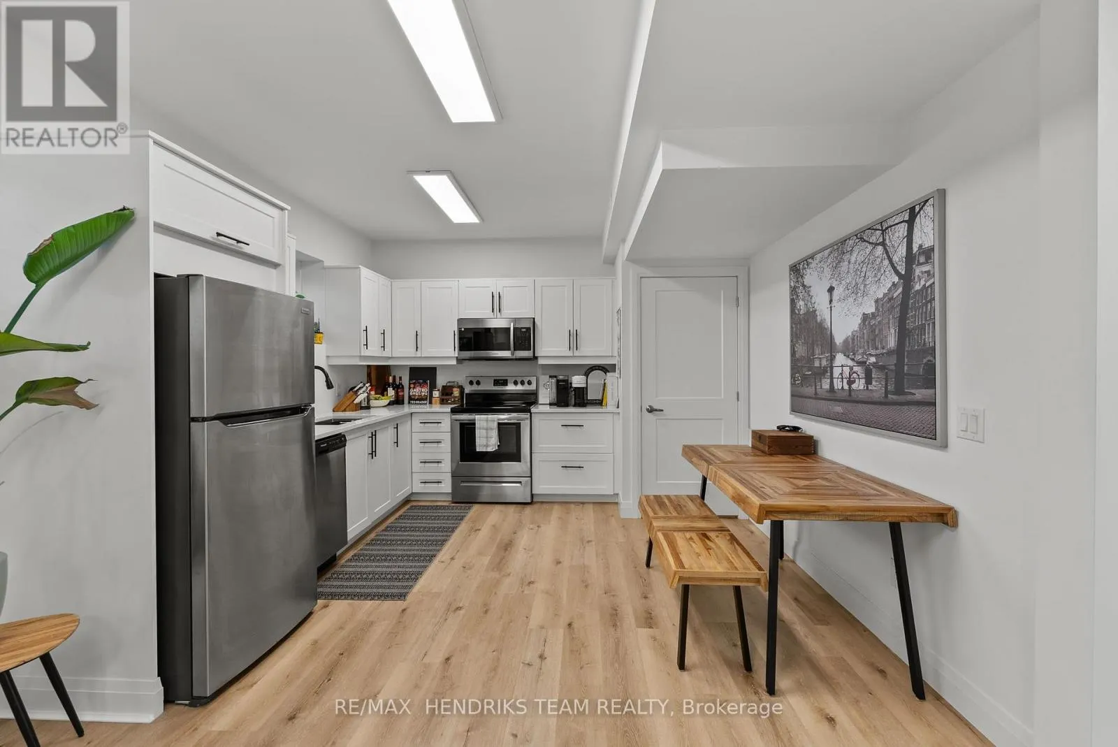 24 PROSPECT AVENUE