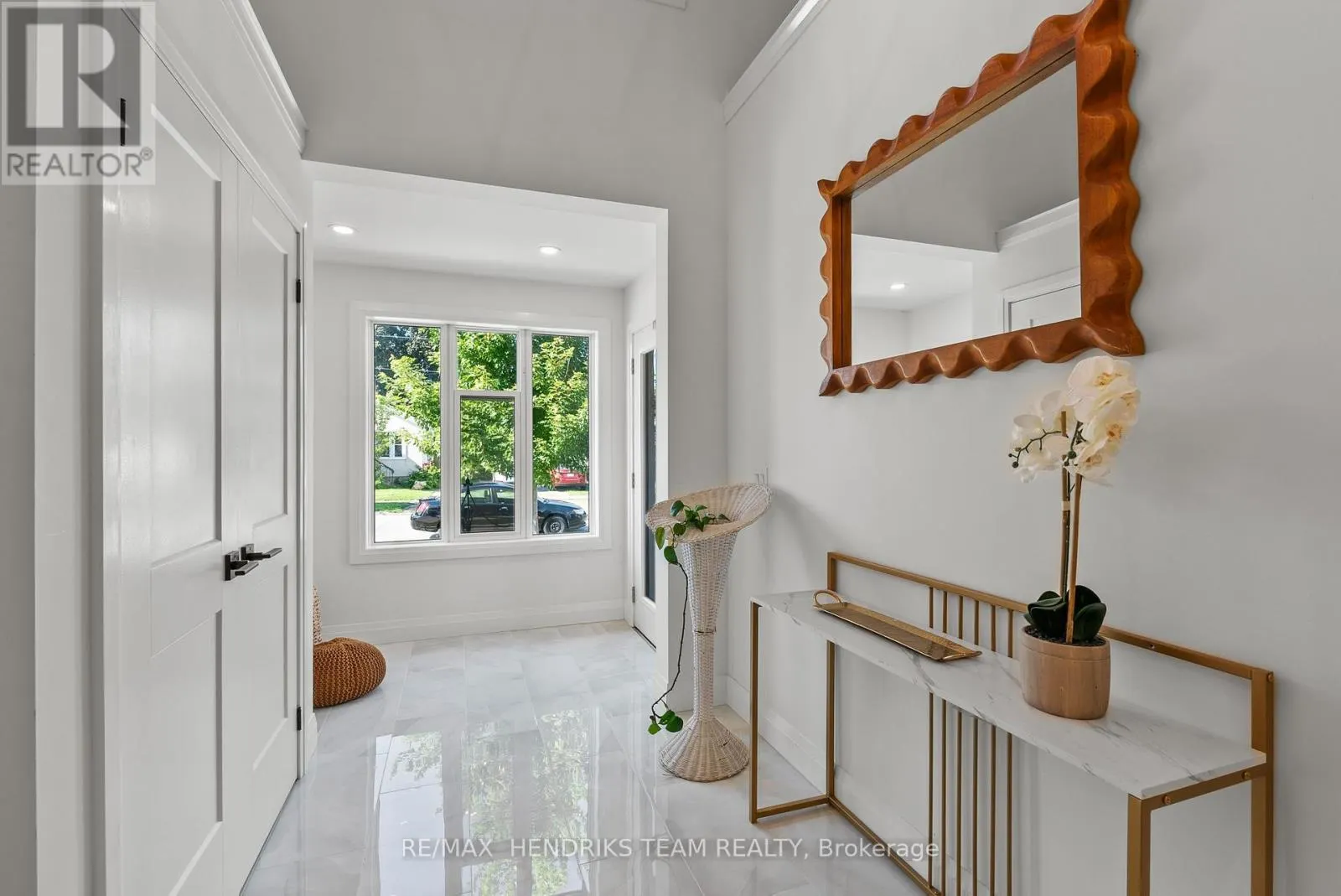 24 PROSPECT AVENUE