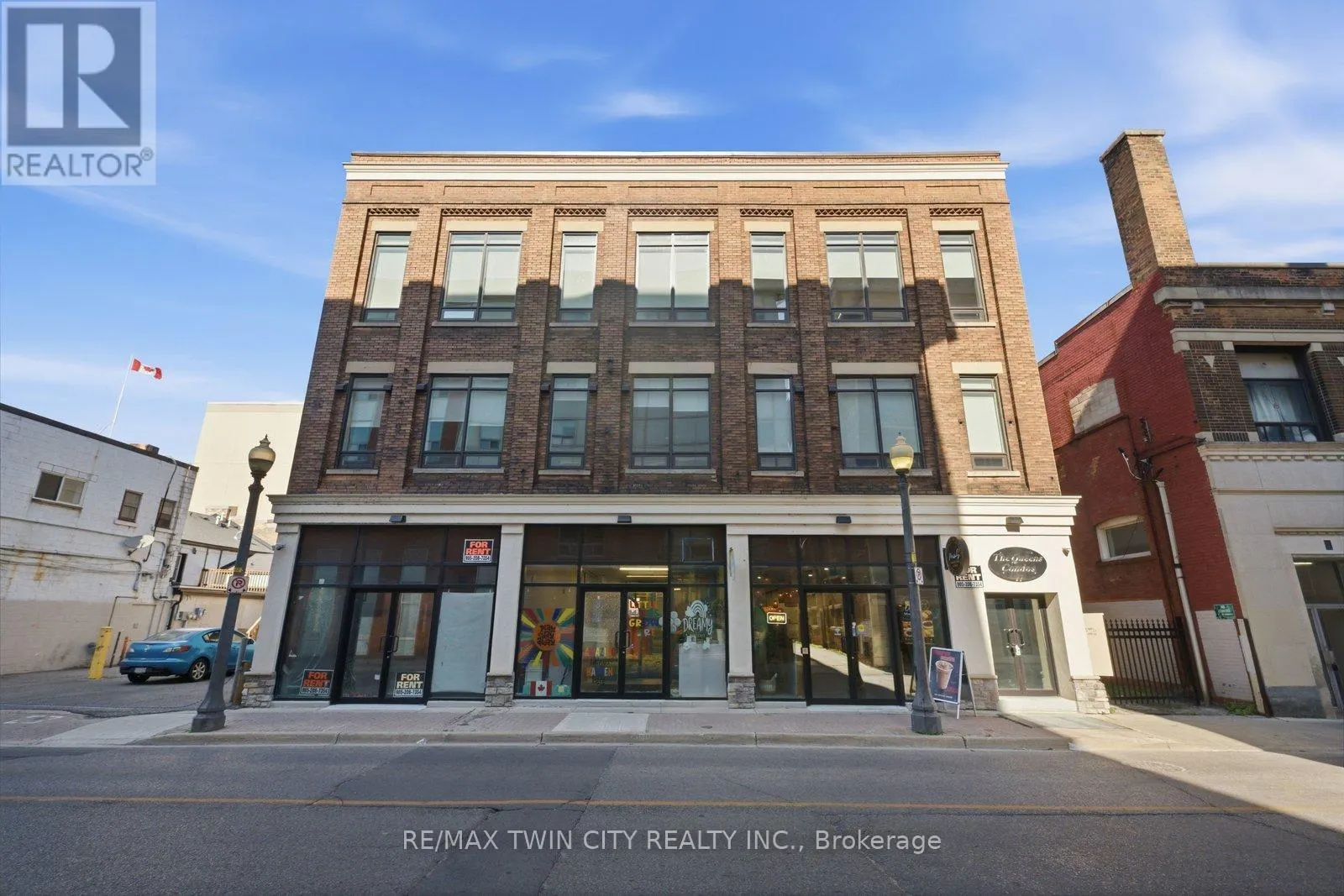 201 - 11 QUEEN STREET
