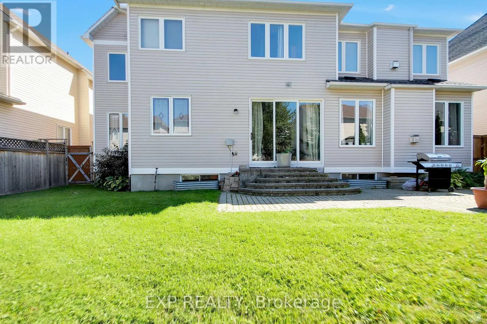 39 GREATWOOD CRESCENT