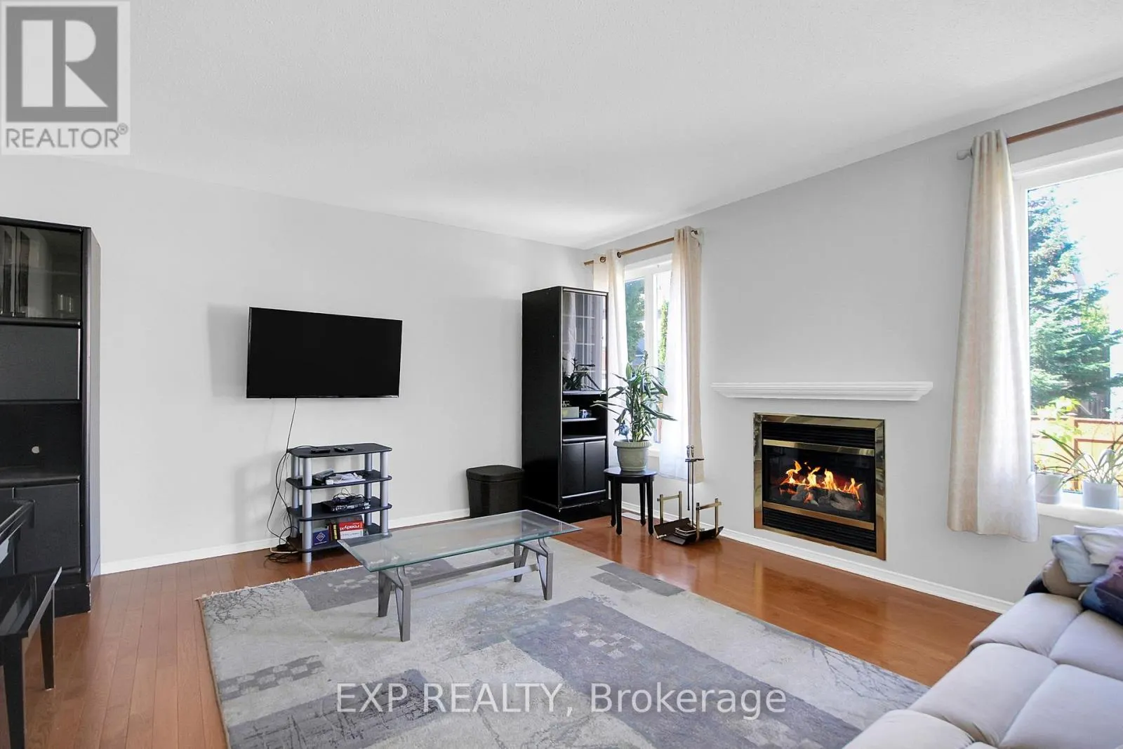 39 GREATWOOD CRESCENT