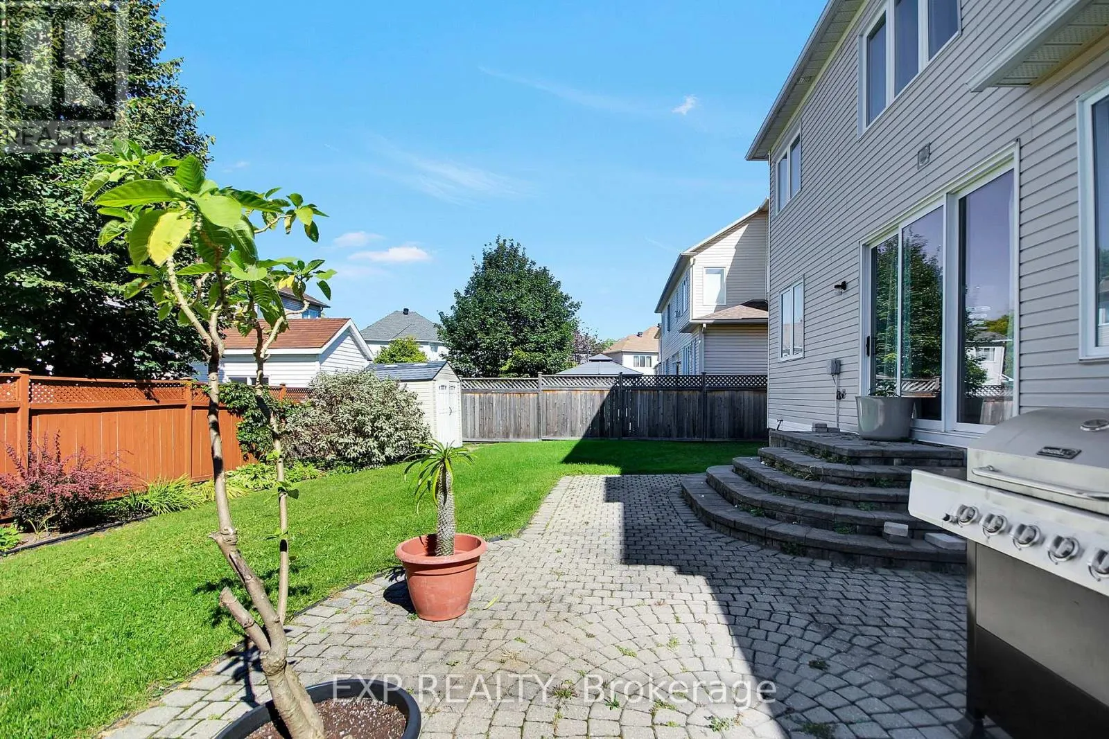 39 GREATWOOD CRESCENT