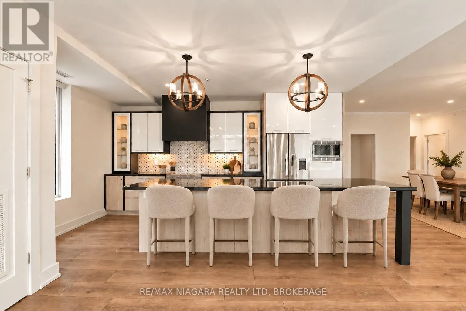 201 - 77 YATES STREET #201