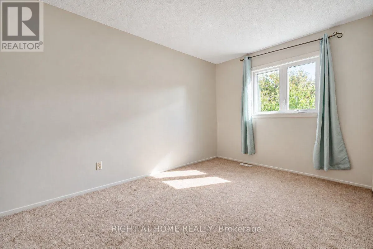 33 - 23 LIGHTFOOT PLACE