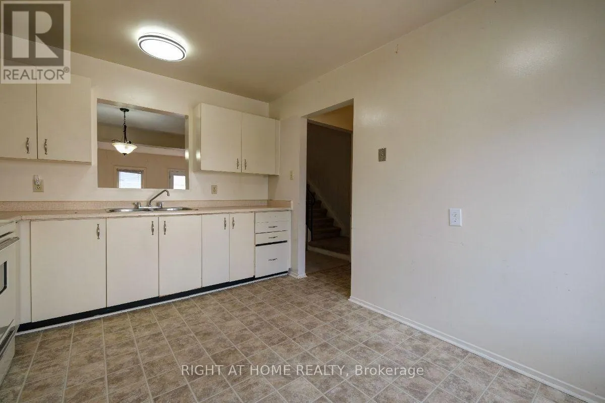 33 - 23 LIGHTFOOT PLACE