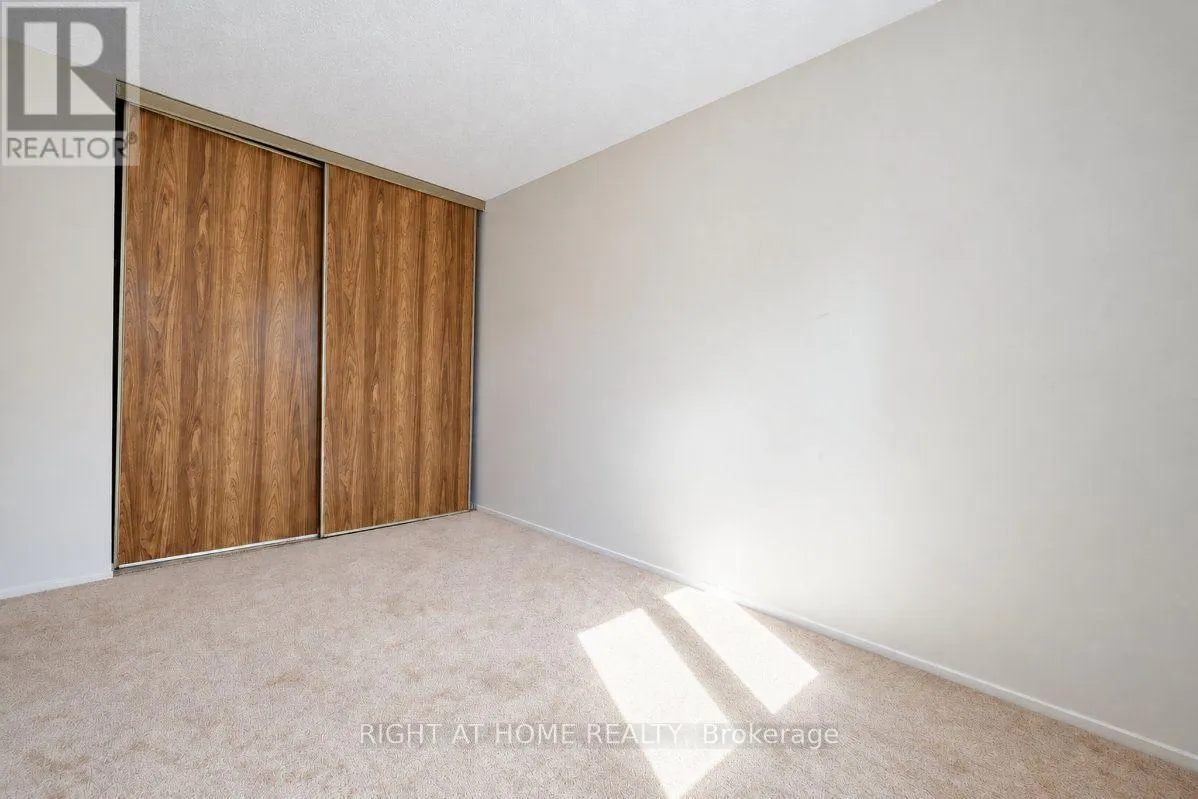 33 - 23 LIGHTFOOT PLACE