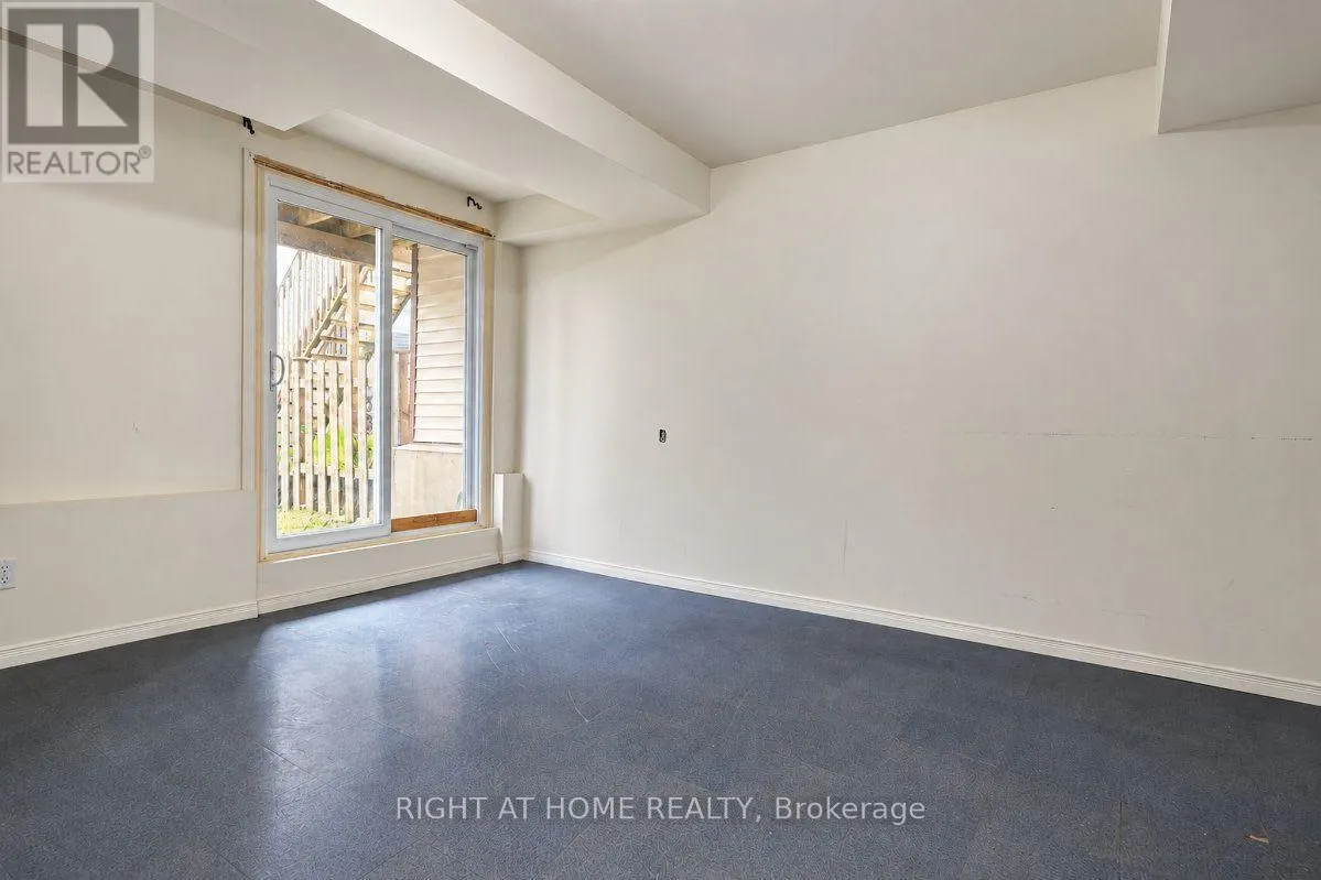 33 - 23 LIGHTFOOT PLACE