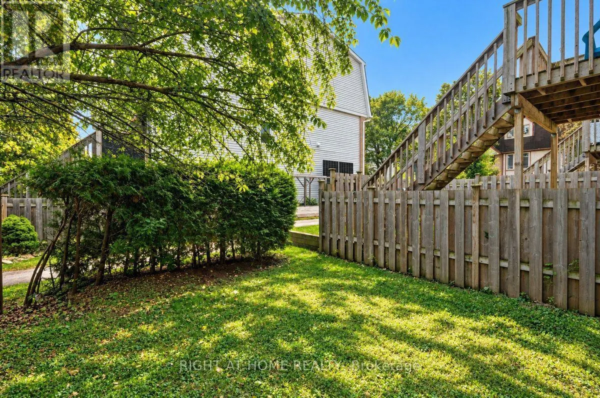 33 - 23 LIGHTFOOT PLACE