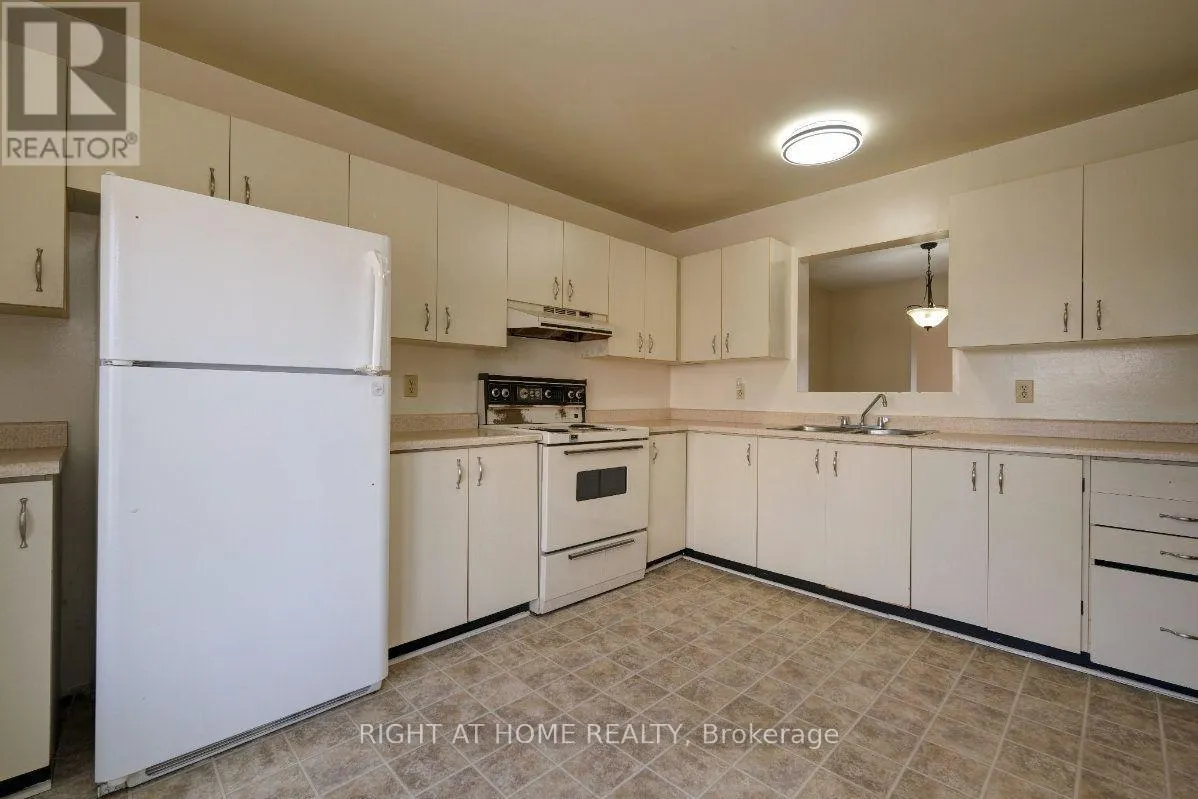 33 - 23 LIGHTFOOT PLACE