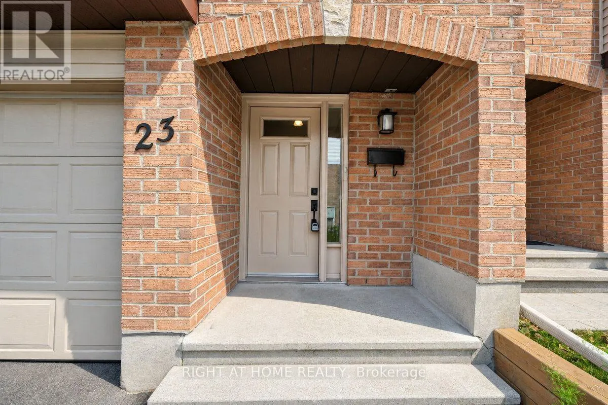 33 - 23 LIGHTFOOT PLACE