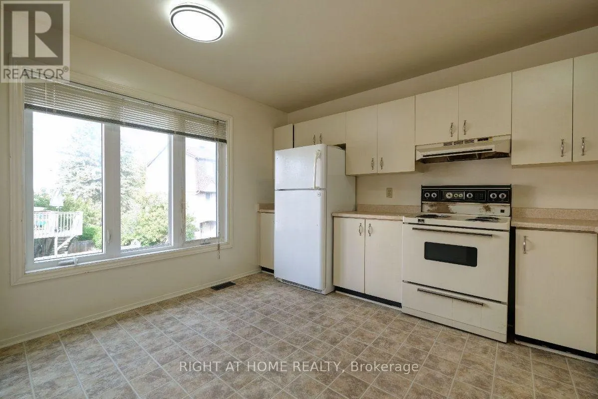 33 - 23 LIGHTFOOT PLACE